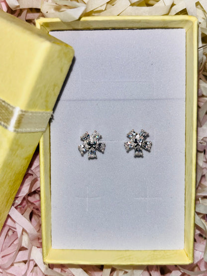 Aros de plata 925 - Flor con mariposa central
